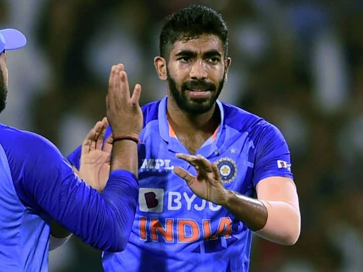 ind vs ire aakash chopra said about jasprit bumrah performance in 1st t20 match against ireland dublin IND vs IRE: जसप्रीत बुमराह के प्रदर्शन पर आकाश चोपड़ा ने दी प्रतिक्रिया, बताया बॉलिंग में क्या रहा सबसे खास