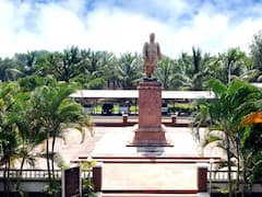 यशवंतराव चव्हाण मुक्त विद्यापीठानं 'नफेखोरी'चं धोरण सुरू केलंय का?