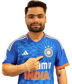 Rinku Singh : முதல் சர்வதேச டி20 போட்டியில் களமிறங்கிய சிக்ஸர் நாயகன் ரிங்கு சிங்!