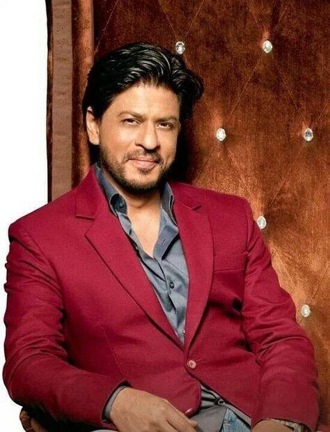 ਸ਼ਾਹਰੁਖ ਖਾਨ ਦਾ ਡੈਨਵਰਜ਼, ਬਿੱਗ ਬਾਸਕੇਟ ਤੇ ਬਾਇਜੂਸ ਦੇ ਨਾਲ ਨਾਲ 40 ਹੋਰ ਕੰਪਨੀਆਂ ਨਾਲ ਕੰਟਰੈਕਟ ਹੈ। ਯਾਨਿ ਕਿ ਸ਼ਾਹਰੁਖ ਖਾਨ 40 ਕੰਪਨੀਆਂ ਦੇ ਬਰਾਂਡ ਅੰਬੈਸਡਰ ਹਨ। ਉਹ ਇੱਕ ਦਿਨ ਦੀ ਐਡ ਸ਼ੂਟ ਕਰਨ ਲਈ 3-4 ਕਰੋੜ ਰੁਪਏ (ਇੱਕ ਦਿਨ ਦੇ) ਫੀਸ ਲੈਂਦੇ ਹਨ।