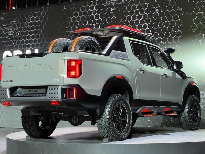Mahindra & Mahindra সম্প্রতি দক্ষিণ আফ্রিকায় তার গ্র্যান্ড #FutureScape শোকেসে  ৫-দরজার Thar.E কনসেপ্টের পাশাপাশি Scorpio N SUV-এর উপর ভিত্তি করে অত্যাধুনিক ট্রাক্টর রেঞ্জের কনসেপ্ট মডেল সামনে এনেছে।