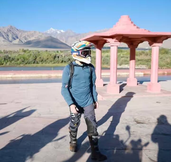 20 ਅਗਸਤ ਤਤਕਾਲੀ ਪ੍ਰਧਾਨ ਮੰਤਰੀ ਰਾਜੀਵ ਗਾਂਧੀ ਦਾ ਜਨਮ ਦਿਨ ਹੈ। ਰਾਹੁਲ ਗਾਂਧੀ ਆਪਣੇ ਸਵਰਗੀ ਪਿਤਾ ਰਾਜੀਵ ਗਾਂਧੀ ਦੇ ਜਨਮ ਦਿਨ 'ਤੇ ਪੈਂਗੌਂਗ ਝੀਲ 'ਤੇ ਮੌਜੂਦ ਰਹਿਣਗੇ।