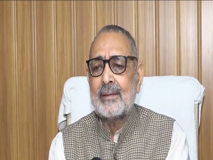 Giriraj Singh: महागठबंधन के आपराधिक रिपोर्ट वाले बयान पर गिरिराज सिंह का चढ़ा पारा, CM नीतीश को जमकर सुनाया BJP leader Giriraj Singh attacked CM Nitish Kumar and Tejashwi Yadav regarding crime in Bihar Giriraj Singh: महागठबंधन के आपराधिक रिपोर्ट वाले बयान पर गिरिराज सिंह का चढ़ा पारा, CM नीतीश को जमकर सुनाया