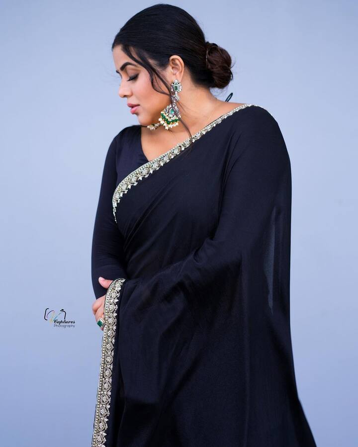 నటి పూర్ణ ఫోటోలు -Image credit: Shamna Khasim/Instagram