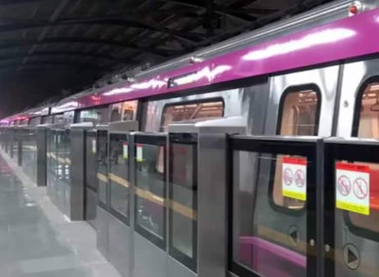 Delhi Metro का एक और वीडियो वायरल, लड़की ने की ऐसी हरकत, सभी की नजरें उसी पर टिकी रहीं 