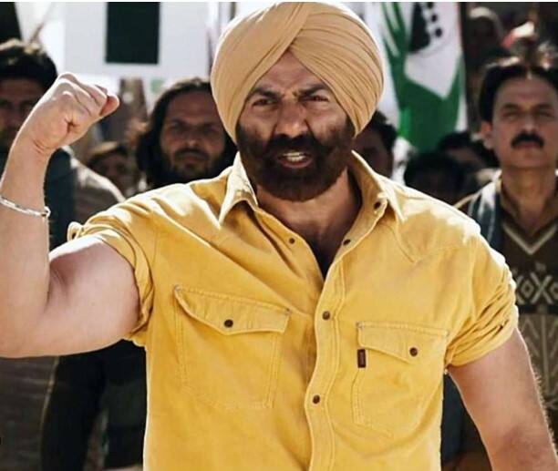 ਫਿਲਮ 'ਚ ਜੈਕੀ ਸ਼ਰਾਫ ਨੇ ਵੀ ਅਹਿਮ ਭੂਮਿਕਾ ਨਿਭਾਈ ਸੀ ਅਤੇ ਇੰਡੀਆ ਟਾਈਮਜ਼ 'ਚ ਛਪੀ ਖਬਰ ਮੁਤਾਬਕ ਉਨ੍ਹਾਂ ਨੇ ਆਪਣੇ ਇਕ ਪੁਰਾਣੇ ਇੰਟਰਵਿਊ 'ਚ ਦਾਅਵਾ ਕੀਤਾ ਸੀ ਕਿ ਬਾਰਡਰ ਦੀ ਰਿਲੀਜ਼ ਤੋਂ ਬਾਅਦ ਕਈ ਨੌਜਵਾਨਾਂ ਨੇ ਭਾਰਤੀ ਫੌਜ 'ਚ ਭਰਤੀ ਹੋਣ ਦਾ ਫੈਸਲਾ ਕੀਤਾ ਸੀ।