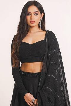 Palak Tiwari से लेकर जन्नत जुबैर ने स्क्रीन पर बिखेरे जलवे, टीवी के ये यंग एक्टर्स पढ़ाई में भी रहे हैं आगे!