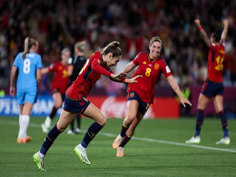 FIFA Womens World Cup 2023 Winner: Spain Beat England To Clinch First Title  Olga Carmona Goal Video Watch FIFA Women's World Cup 2023 Winner: Olga Carmona's Strike Helps Spain Beat England To Clinch Their First Title- WATCH