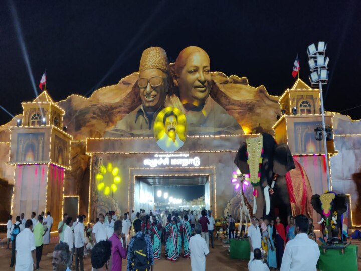 AIADMK Madurai Meeting:  ஒரு குட்டி எம்.ஜி.ஆர் ஃப்ளாஷ்பேக்.. திருக்கழுக்குன்றத்தில் இருந்து அதிமுக மாநாட்டுக்கு கொண்டு செல்லப்பட்ட கொடி..