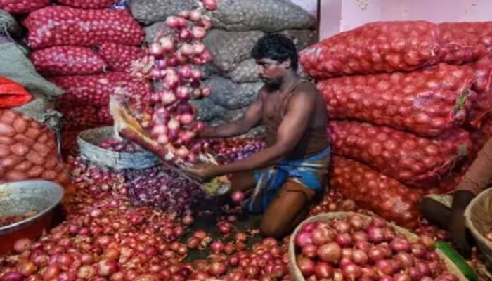 imposing export duty to ensure onions at affordable Rate Onion Price Reduced : ਟਮਾਟਰ ਤੋਂ ਬਾਅਦ ਪਿਆਜ਼ ਵੀ ਸਸਤੇ 'ਚ ਦੇਵੇਗੀ ਸਰਕਾਰ , 25 ਰੁਪਏ ਕਿਲੋ ਹੋਵੇਗੀ ਵਿਕਰੀ ,ਇਸ ਦਿਨ ਤੋਂ ਸ਼ੁਰੂਆਤ