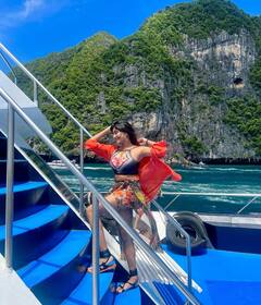 Vasanthi Krishnan: పొట్టి డ్రెస్సులో అందమైన వాసంతి కృష్ణన్ ఫోటోలు