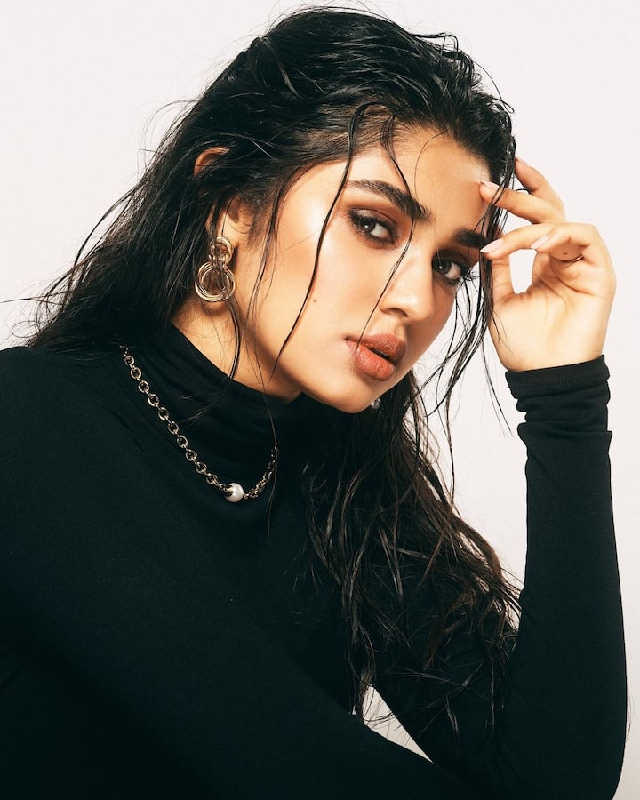 Taking to the comments section, Ritika Singh wrote,