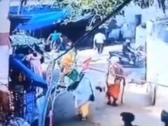 मथुरा में साधु भेषधारी ने 5 साल के बच्चे की जमीन पर पटककर ली जान, लोगों ने की आरोपी की पिटाई