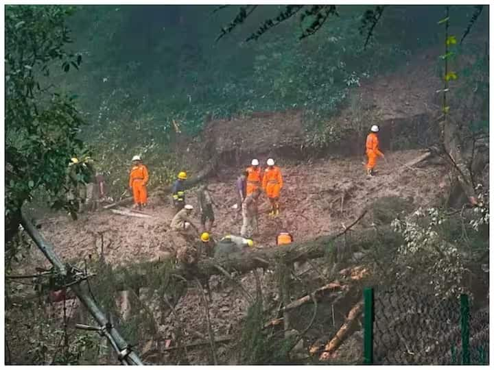 Rescue Op Continues In Shimla Temple Collapse Site, 17 Bodies Recovered So Far: Official Rescue Op Continues In Shimla Temple Collapse Site, 17 Bodies Recovered So Far: Official