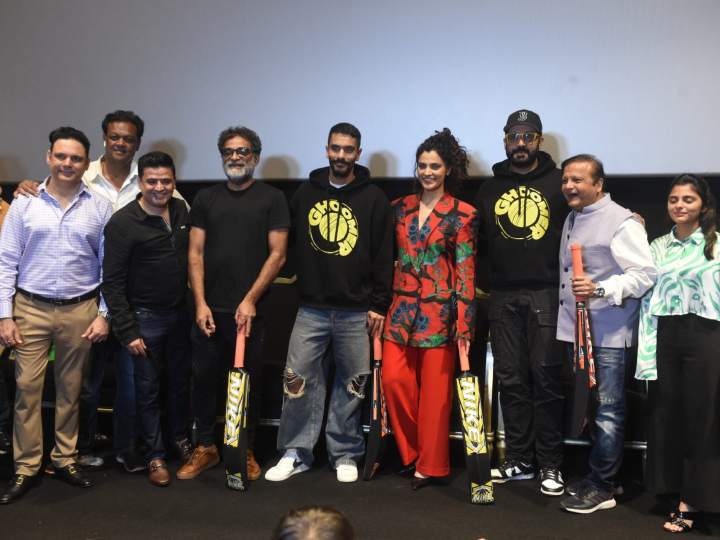 Abhishek Bachchan ने करवाई दिव्यांग बच्चों के लिए फिल्म 'Ghoomer' की स्पेशल स्क्रीनिंग, सैयामी खेर और आर बाल्की भी रहे मौजूद
