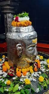 भारतातील पवित्र बारा ज्योतिर्लिंगापैकी आद्य ज्योतिर्लिंग मानल्या जाणार्‍या नागनाथ (नागेश्वर) मंदिरासाठी औंढा हे गाव प्रसिद्ध आहे. हे महाराष्ट्र राज्यातील हिंगोली जिल्ह्यातील एक गाव आणि तालुका आहे. आमर्दकपूर (औंढा-नागनाथ, जि. हिंगोली) हे ज्योतिर्लिंग क्षेत्र आहे.
