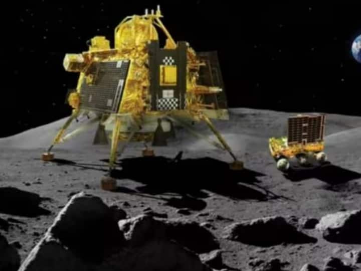 Chandrayaan-3 Moon Landing vikram lander All Set For Lunar Touchdown by today evening Chandrayaan-3: எல்லாம் தயார்..! இன்று நிகழப்போகும் மேஜிக்.. நிலவில் தரையிறங்கும் விக்ரம் லேண்டர்.. சாதிக்கப்போகும் சந்திராயன் 3..!