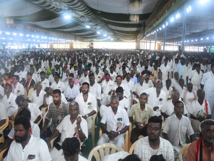 AIADMK Madurai Meeting: புளித்துப்போன புளியோதரை..சலித்த சாம்பார் சாதம்.., அதிமுக மாநாட்டில் கீழே கொட்டப்பட்ட உணவு