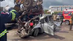 Mumbai-Pune Expressway Accident: मुंबई-पुणे एक्स्प्रेसवेवर खोपोलीजवळ अपघात, दोघांचा मृत्यू तर चार जण जखमी