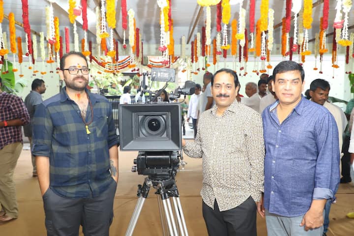 ఈ చిత్రానికి ఎంఎం కీరవాణి సంగీతం అందించబోతున్నట్లు తెలుస్తోంది.Photo Credit: Dil Raju Productions/twitter