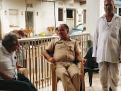 जिस घर में लोग सांत्वना देने पहुंच रहे थे वहां बदमाशों ने की लूटपाट, दो महिलाओं से जेवर लूटे