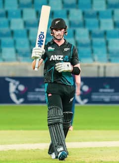 NZ vs UAE : விடாமுயற்சியுடன் போராடிய ஐக்கிய அரபு அமீரகம்..அசால்ட் வெற்றி பெற்ற நியூசிலாந்து!