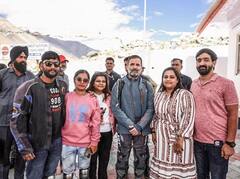 Rahul Gandhi Ladakh Visit: बाइक राइड, बच्चों के साथ मस्ती... लद्दाख में दिखा राहुल गांधी का अलग अंदाज, देखें तस्वीरें