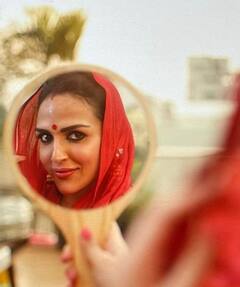 Hema Malini की बेटी की शादी से गायब थे बॉबी और सनी ! ईशा देओल के सौतेले भाइयों की गैर मौजूदगी से चिड़चिड़े हो गए थे धर्मेंद्र?