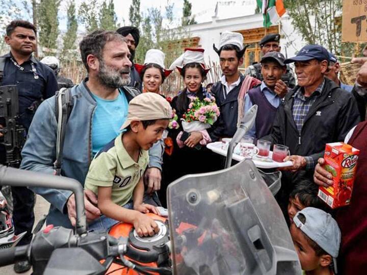 In this image, Rahul Gandhi is also seen on a bike with a kid sitting along with him. The former Congress president is currently on his first visit to the region after it was made a Union territory and carved out of Jammu and Kashmir in August 2019. (Source: Jainendra)