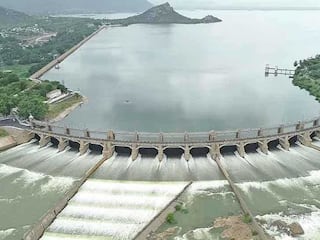 Mettur Dam:  90-வது ஆண்டில் அடி எடுத்து வைக்கும் மேட்டூர் அணை; இதன் வரலாற்றை  தெரிஞ்சுகோங்க மக்களே