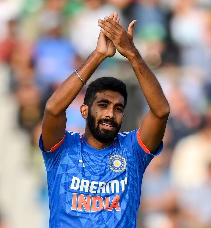 ஆண்டி பால்பிர்னி மட்டும் ஒரு முனையில் சிறப்பாக விளையாட மற்றவர்கள் அனைவரும் சொற்ப ரன்களில் ஆட்டமிழந்தனர்