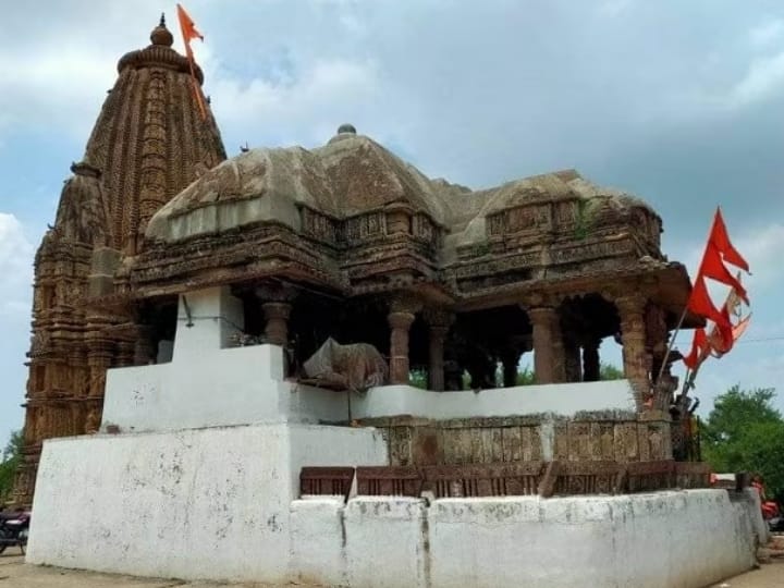 Pandavas had built Handipali Paleshwar Mahadev temple in a single night in Kota Rajasthan ANN Temple of Rajasthan: पांडवों ने अज्ञातवास में एक ही रात में बनाया था हांडीपाली पालेश्वर महादेव मंदिर, इस दिन लगता है मेला