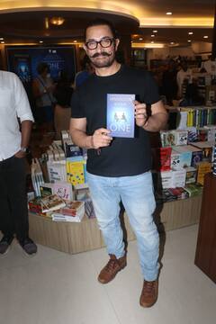 सौतन नहीं सहेलियों जैसा है आमिर की दोनों पत्नियों किरण और रीना का रिश्ता, इस इवेंट दिखा बेशुमार प्यार