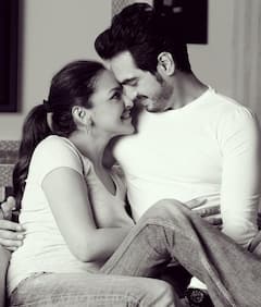 Esha Deol Inside Home: सनी देओल से भी आलीशान है बहन ईशा देओल का घर, यहां देखिए लिविंग से गार्डन तक की तस्वीरें