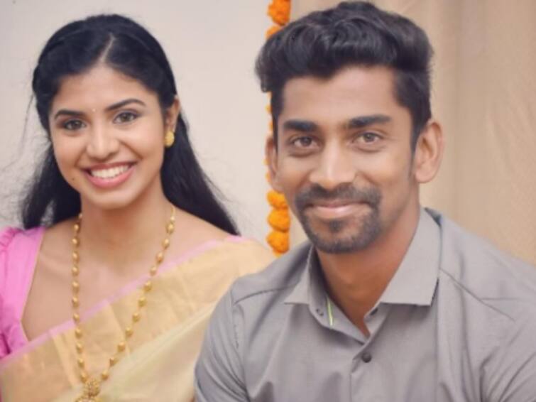 Actor thalaivasal vijay daughter married famouse cricket player aparajith Thalaivasal Vijay Aparajith : நடிகர் தலைவாசல் விஜயின் மகளை கரம்பிடித்த கிரிக்கெட் வீரர்.. வாழ்த்துக்களை குவிக்கும் பிரபலங்கள்...