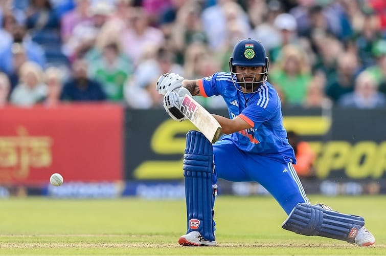 IND vs IRE 2nd T20, Rinku Singh: Fans react as Rinku Singh makes his international debut in 1st T20I vs Ireland IND vs IRE: ડેબ્યૂ ઇનિંગમાં તોફાની બેટિંગ કરી છવાયો રિંકુ સિંહ, ફેન્સે કહ્યુ- ટીમ ઇન્ડિયાને મળી ગયો ફિનિશર