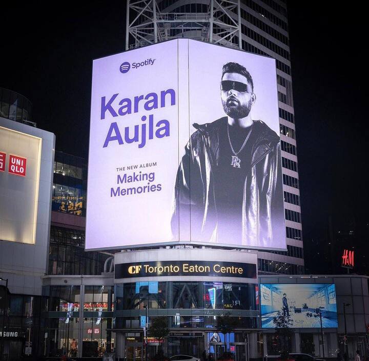 ਕਰਨ ਔਜਲਾ ਦੀ ਐਲਬਮ 'ਮੇਕਿੰਗ ਮੈਮੋਰੀਜ਼' 18 ਅਗਸਤ ਨੂੰ ਰਿਲੀਜ਼ ਹੋਈ ਸੀ ਅਤੇ ਖੂਬ ਪਸੰਦ ਕੀਤੀ ਜਾ ਰਹੀ ਹੈ।