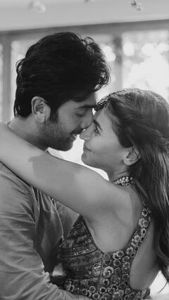 Ranbir Kapoor के Swag और Alia Bhatt की Smile पर पैप ने कहा... | ENT LIVE