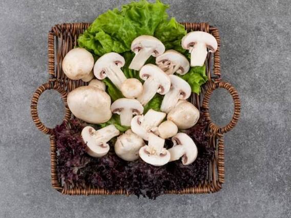 Matar Mushroom: मशरूम लवर हैं तो आपके लिए लाए हैं बेस्ट करी रेसिपी, बनाना है बेहद आसान