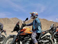 Rahul Gandhi Photos: बच्चों के साथ मस्ती, युवाओं से मुलाकात...बाइक राइड कर अब लेह पहुंचे राहुल गांधी