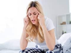 देर तक लेटे रहने के बाद उठने पर घूमने लगता है सिर तो कमजोरी मान कर न करें दरकिनार, इन 8 बीमारियों का हो सकता है संकेत