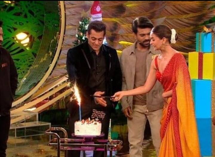 इस शो के होस्ट सलमान खान को यहां होस्टिंग करते हुए बहुत पसंद किया जाता है. इस शो को कई बड़े नाम होस्ट कर चुके हैं  पर माना जाता है क जो मजा सलमान की होस्टिंग में आता है  वो और  किसी में नहीं. सलमान इस शो को साल 2010 से होस्ट कर रहे हैं.