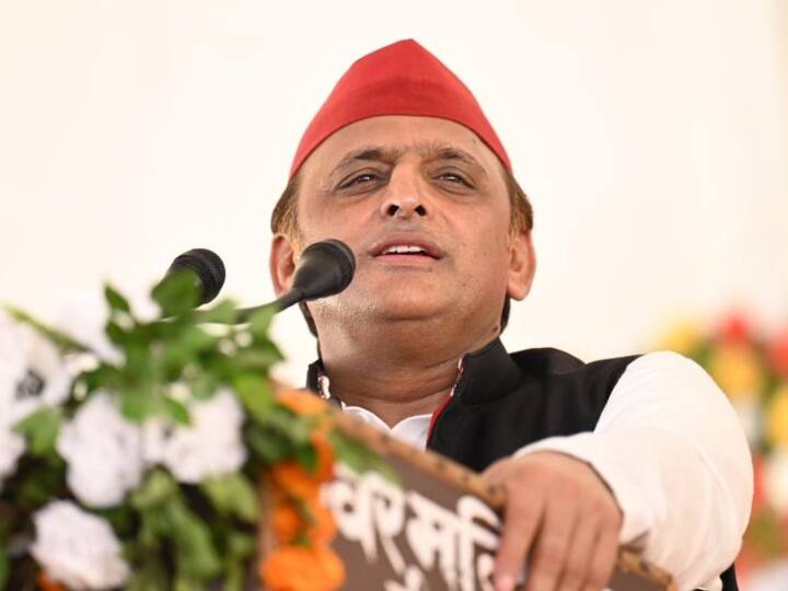 SP Spokesperson Demands Akhilesh Yadav PM Candidate amid INDIA alliance meeting Mumbai UP Politics: 'अखिलेश यादव हों PM पद के उम्मीदवार', INDIA गठबंधन की बैठक से पहले समाजवादी पार्टी की मांग