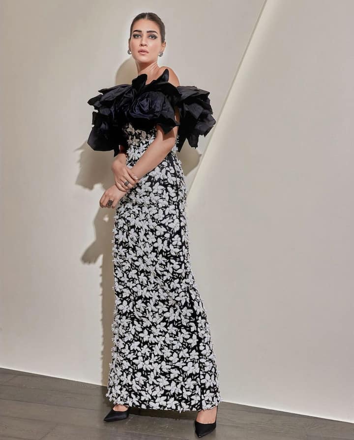 From traditional elegance to modern sophistication, she effortlessly embraces the versatility of black!