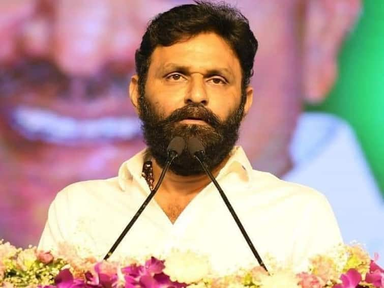 Kodali Nani satires on Lokesh, Chandrababu, Yarlagadda venkat rao in gudivada Kodali Nani: యార్లగడ్డ వెంకట్రావుపై కొడాలి నాని సెటైర్లు, నారా లోకేశ్‌ యాత్రపై కూడా