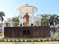 गोरखपुर विश्वविद्यालय के VC और ABVP के बीच नहीं थम रहा विवाद, अब लगा ये आरोप