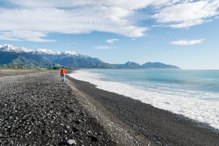 essential and important-things-to-carry-on-a-beach-vacation know in details Beach Vacation: সমুদ্রে বেড়াতে গেলে সঙ্গে অতি অবশ্যই কী কী নেবেন? দেখে নিন তালিকা