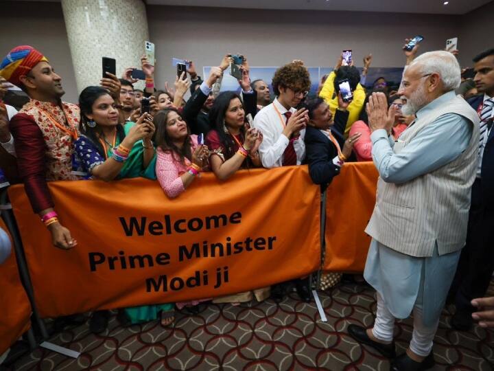 प्रधानमंत्री मोदी ने भी ट्वीट कर कहा, 