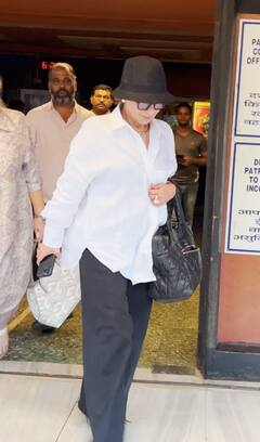 'गदर 2' की सक्सेस देख खुद को नहीं रोक पाईं अक्षय कुमार की सास, थिएटर में जाकर देखी सनी देओल की फिल्म