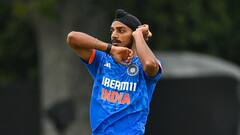 Indian Cricket Team: বুমরাকে পিছনে ফেলে টি-টোয়েন্টিতে নতুন কৃতিত্ব অর্শদীপের